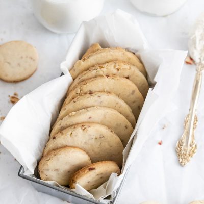 Vanilla Bean & Pecan Shortbread Cookies