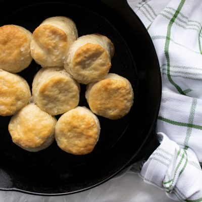 Easy Buttermilk Biscuits (only 3 ingredients!)